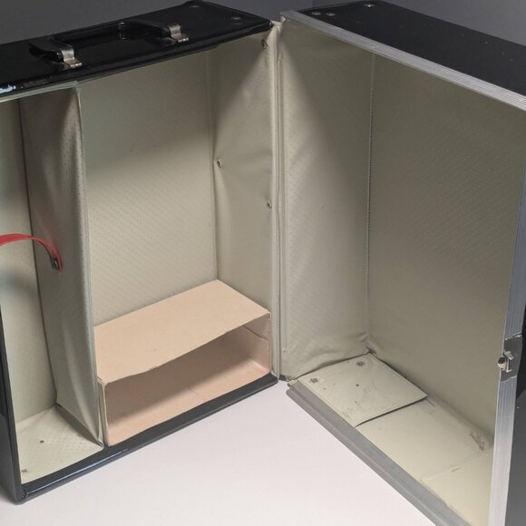 Vintage 1963 Barbie Doll Black Mattel Case Trunk Retro Throwback Collectible - Picture 2 of 5